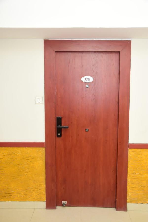 Hotel Shiv International Bhachau 외부 사진